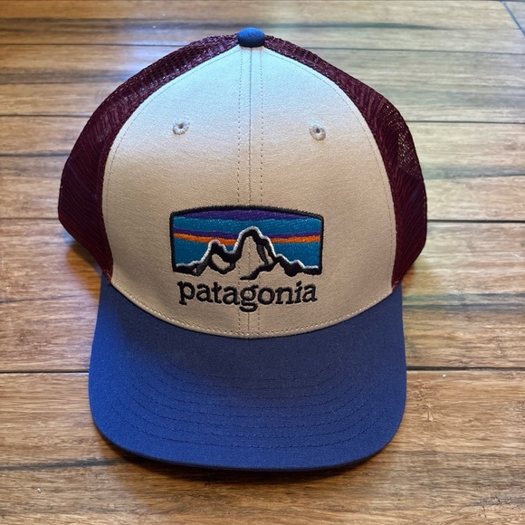 Patagonia Mesh Back Trucker Hat Cap Mountain Logo Patch Blue Maroon Snapback - Picture 2 of 10